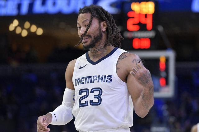 詹姆斯24+11布朗尼5分 湖人大胜送奇才16连败